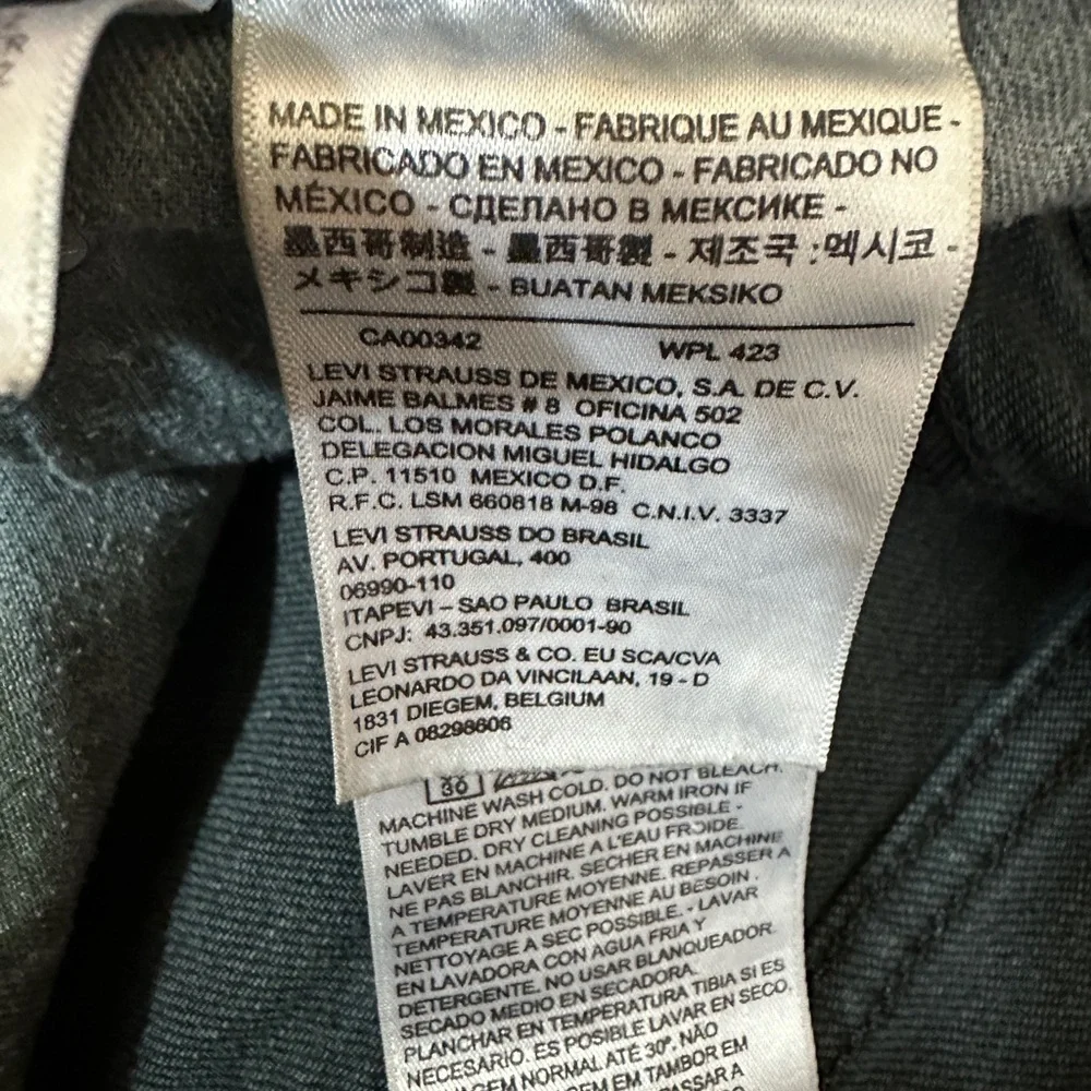 Levis levis 512